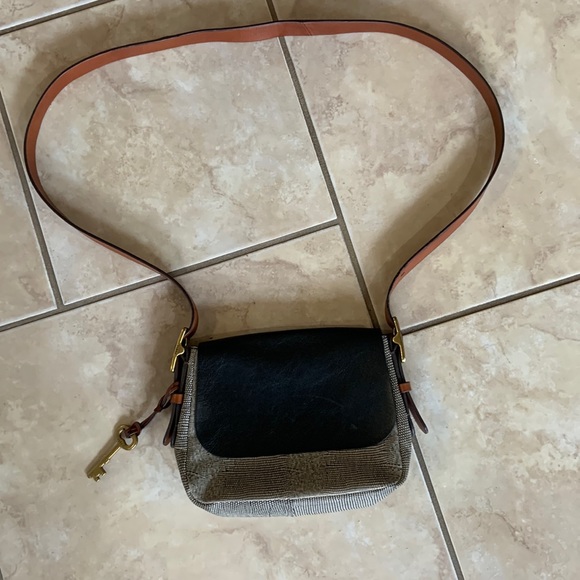 Fossil Harper Small Saddle Leather Crossbody - Picture 3 of 16